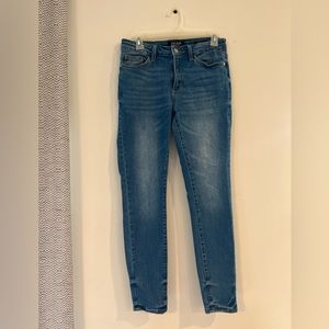Judy Blue - Medium Wash - Non-distressed, Skinny fit, Size 29